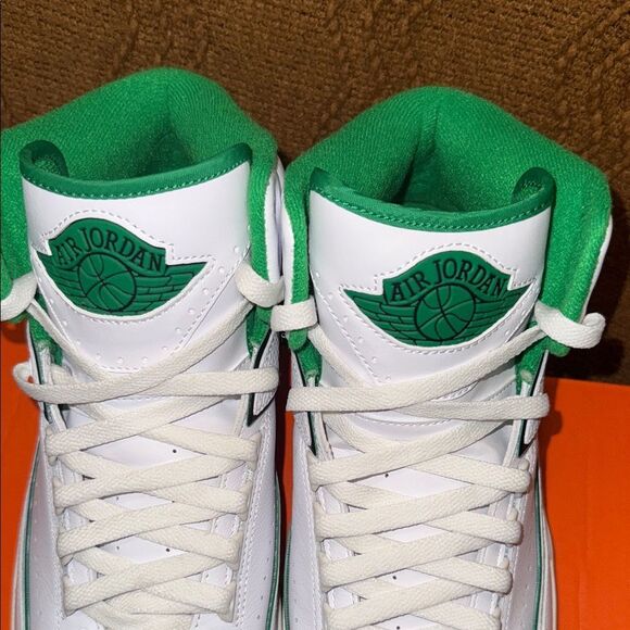 Jordan Sneakers White and Green - Picture 10 of 11